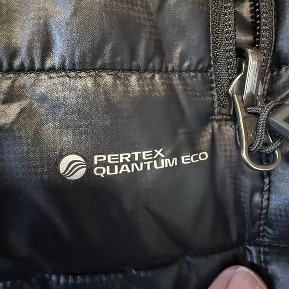 REI Pertex Quantum Eco Vest Mens Small Black Quilt Primaloft Puffer Lightweight - Picture 5 of 7